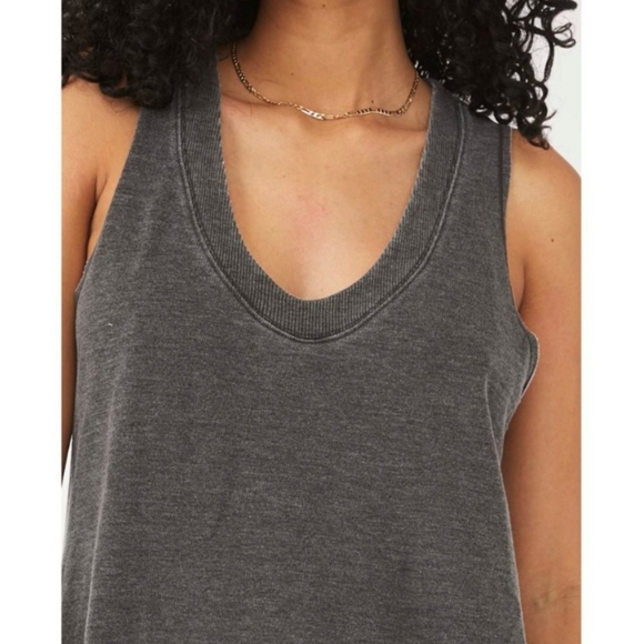 Free People Cozy Girl Tank Top Soft Oversized Deep V Neck Washed Black XS NWT - Picture 4 of 15
